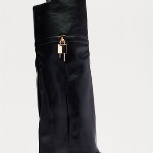 Fashion Nova Black Heeled Boots with Sleek Design